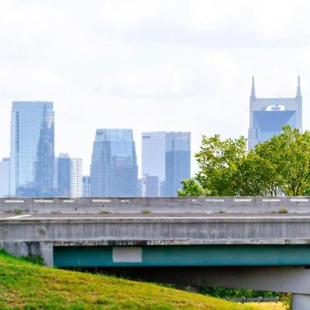 Skyline Serenity Rooftop Patio With Ping Pong Villa Nashville Exteriör bild