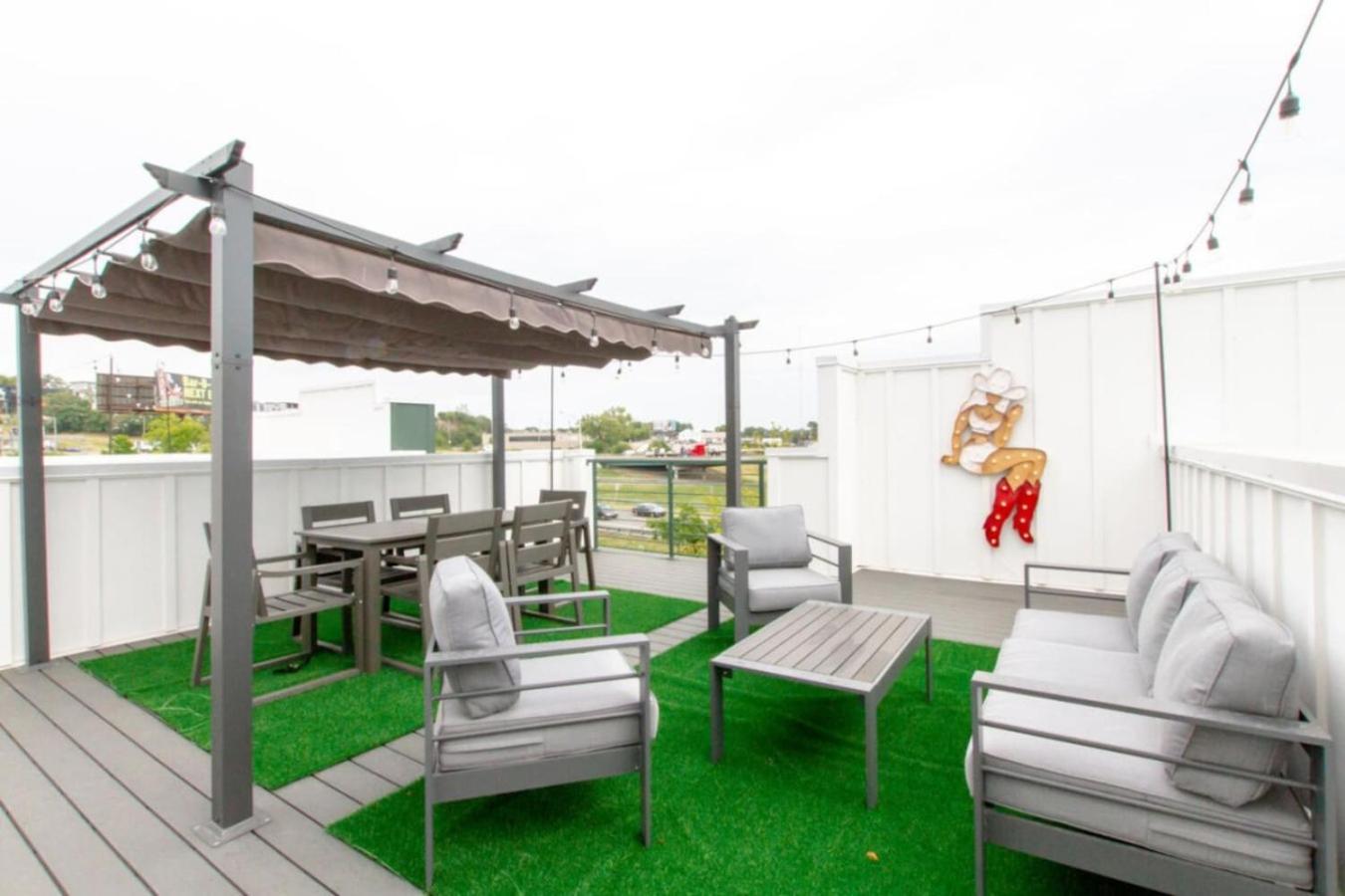 Skyline Serenity Rooftop Patio With Ping Pong Villa Nashville Exteriör bild